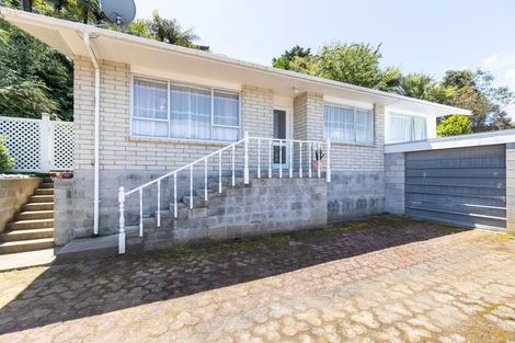 Photo of property in 2 Waterloo Place, Westown, New Plymouth, 4310