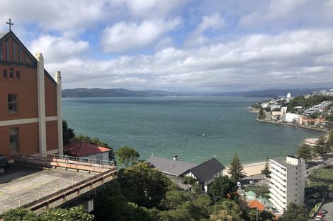 Photo of property in 2f7 Oriental Terrace, Mount Victoria, Wellington, 6011