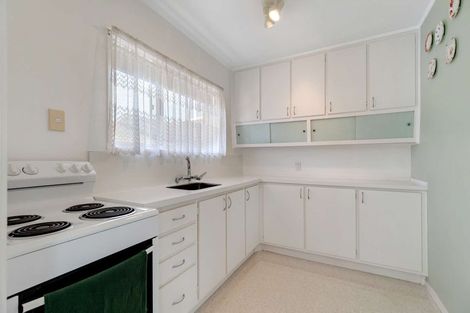 Photo of property in 4212a/2 Great North Road, Glendene, Auckland, 0602