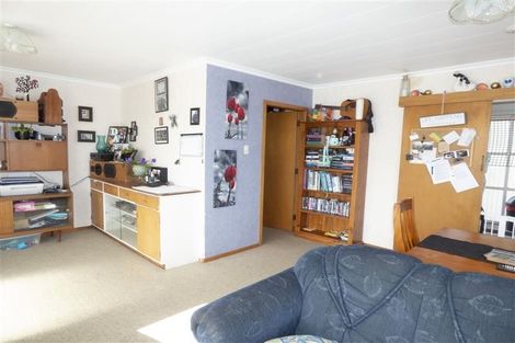 Photo of property in 5b Waimea Street, Westown, New Plymouth, 4310