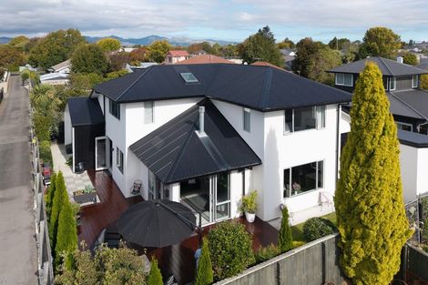 Photo of property in 152a Wairakei Road, Bryndwr, Christchurch, 8053