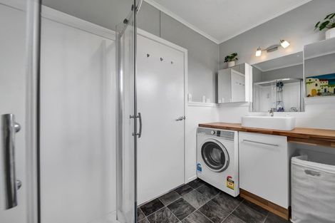 Photo of property in 5 Cordelia Street, Stratford, 4332