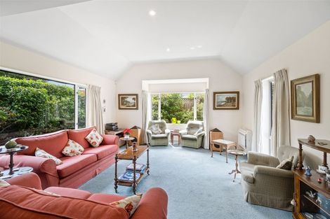 Photo of property in 15 Wai-iti Terrace, Burnside, Christchurch, 8053