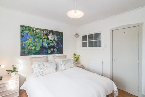 Photo of property in 92 Duncan Terrace, Kilbirnie, Wellington, 6022