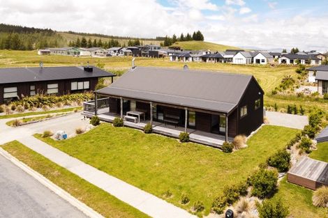 Photo of property in 4 Rodman Lane, Lake Tekapo, 7999