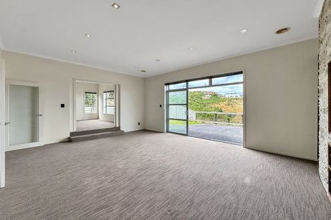 Photo of property in 74 Amesbury Drive, Churton Park, Wellington, 6037