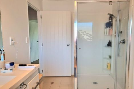 Photo of property in 5 Carlsberg Place, Papamoa Beach, Papamoa, 3118