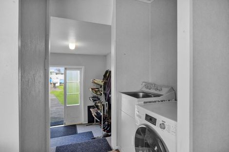 Photo of property in 23 Mcguire Street, Hawera, 4610