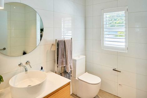 Photo of property in 79b Oroua Street, Eastbourne, Lower Hutt, 5013