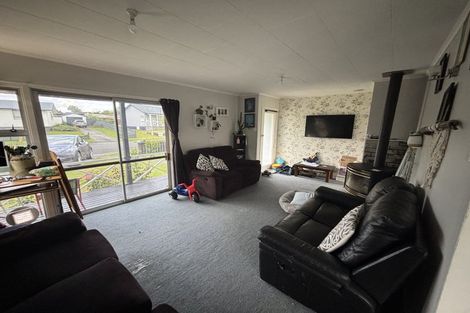 Photo of property in 5 Wairoa Place, Tokoroa, 3420
