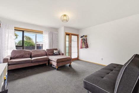 Photo of property in 4 Ontario Place, Wainoni, Christchurch, 8061