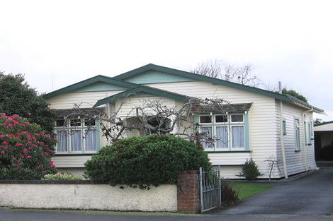 Photo of property in 16 Karaka Street, Hokowhitu, Palmerston North, 4410