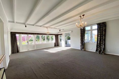 Photo of property in 5 Bannerman Road, Morningside, Auckland, 1022