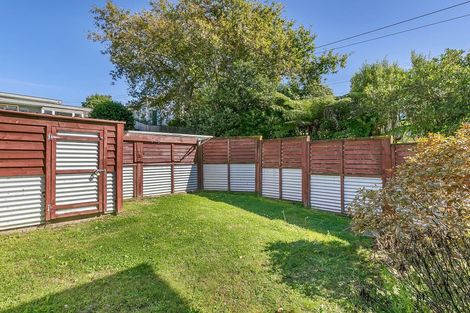 Photo of property in 19u2 Ranui Terrace, Tawa, Wellington, 5028