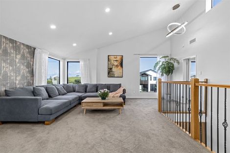 Photo of property in 8 Tawatawa Street, Long Bay, Auckland, 0630