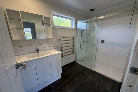 Photo of property in 72 Field Street, Silverstream, Upper Hutt, 5019