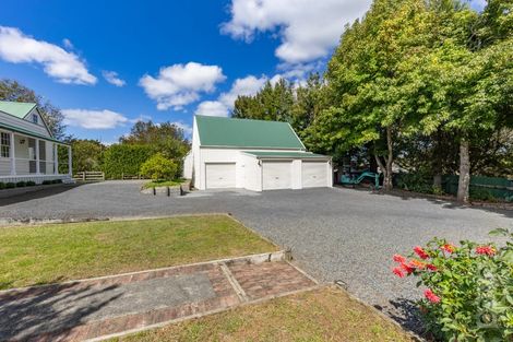 Photo of property in 127a Access Road, Kumeu, 0891
