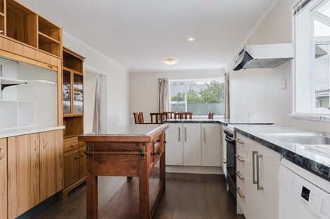 Photo of property in 5 Panako Place, Awapuni, Palmerston North, 4412