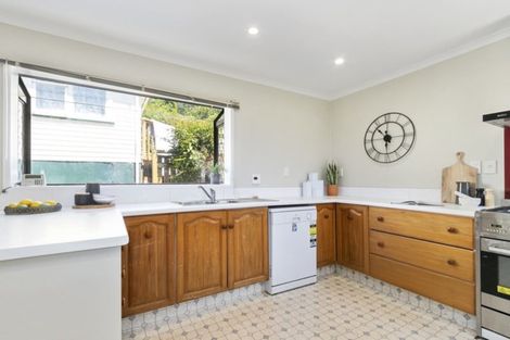 Photo of property in 68 Lees Grove, Wainuiomata, Lower Hutt, 5014