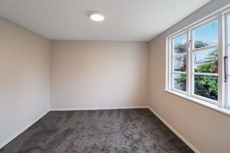 Photo of property in 2 Argyle Grove, Trentham, Upper Hutt, 5018