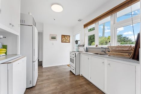 Photo of property in 39 Somerset Crescent, Spreydon, Christchurch, 8024