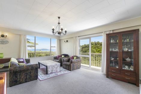Photo of property in 84 Dowse Drive, Maungaraki, Lower Hutt, 5010