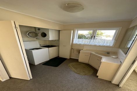 Photo of property in 120 Eskdale Road, Birkdale, Auckland, 0626
