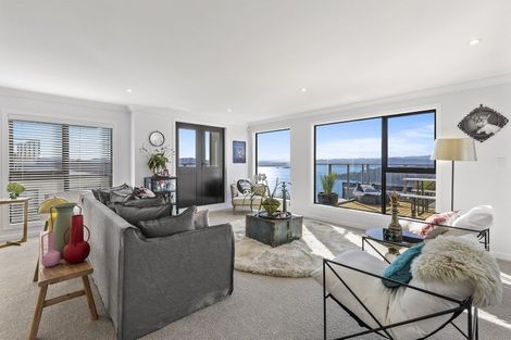 Photo of property in 25u3 Thane Road, Roseneath, Wellington, 6011