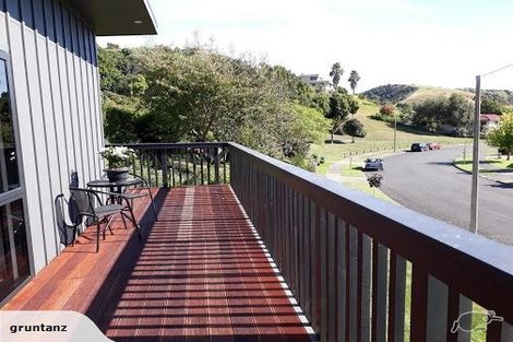 Photo of property in 39b Hetley Crescent, Taradale, Napier, 4112