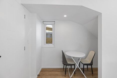 Photo of property in 2/61 Waltham Road, Sydenham, Christchurch, 8023