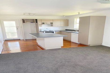 Photo of property in 43 Lynda Avenue, Paparangi, Wellington, 6037