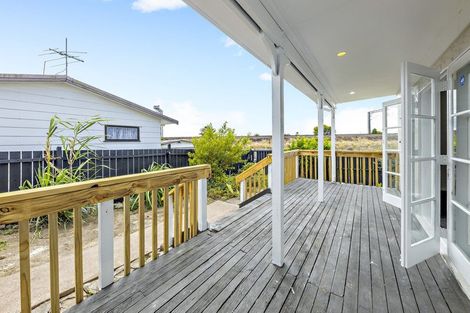 Photo of property in 2/16 Gordon Road, Papatoetoe, Auckland, 2025