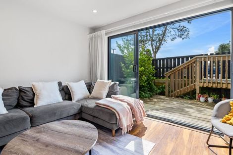 Photo of property in 8/36 Kaipatiki Road, Glenfield, Auckland, 0629