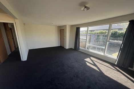 Photo of property in 9 Farnborough Street, Aranui, Christchurch, 8061