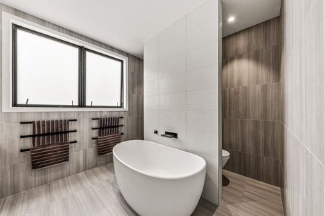 Photo of property in 131a Beach Road, Castor Bay, Auckland, 0620