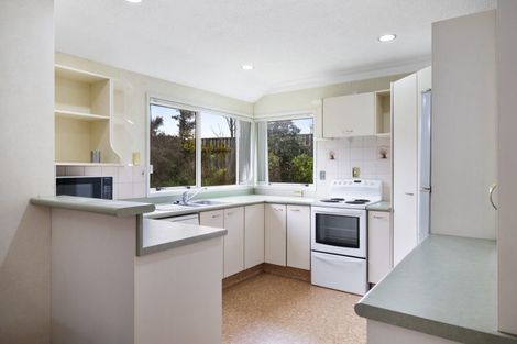 Photo of property in 8 Shakespeare Way, Kelvin Grove, Palmerston North, 4414