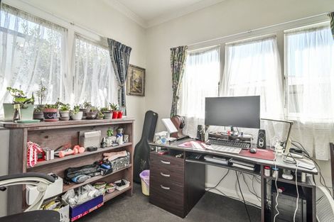 Photo of property in 407 Burnett Street, Mahora, Hastings, 4120