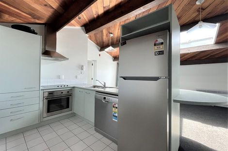 Photo of property in Metro Apartments, 22/220u Thorndon Quay, Pipitea, Wellington, 6011
