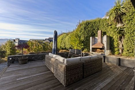 Photo of property in 3 Mckellar Drive, Jacks Point, Queenstown, 9371