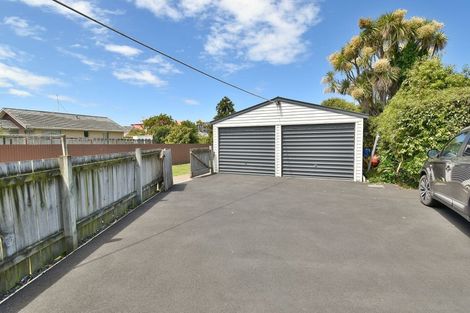 Photo of property in 12 Coughtrey Street, Saint Clair, Dunedin, 9012
