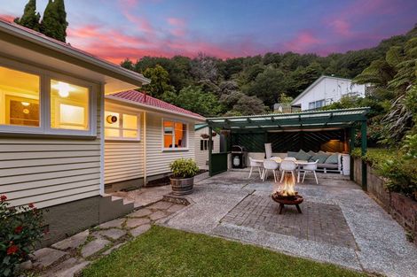 Photo of property in 54 Kowhai Street, Wainuiomata, Lower Hutt, 5014