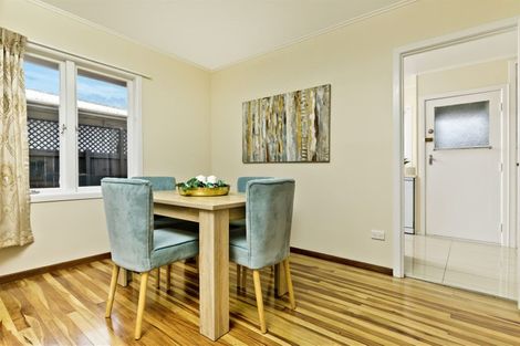 Photo of property in 1/38 Edwards Avenue, Henderson, Auckland, 0610