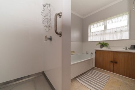 Photo of property in 2 Moyne Avenue, Milson, Palmerston North, 4414