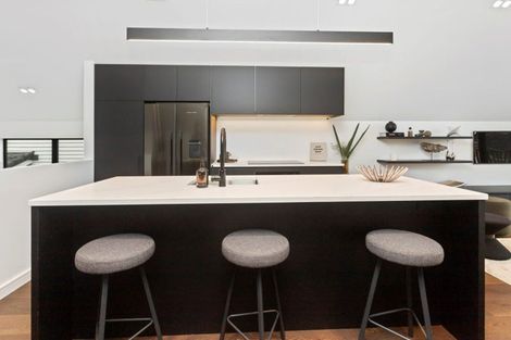 Photo of property in 1b Creamer Avenue, Belmont, Auckland, 0622