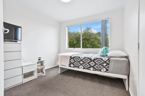 Photo of property in 37 Clyma Place, Massey, Auckland, 0614