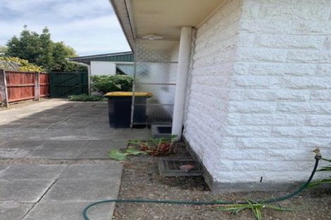 Photo of property in 33 Guinness Crescent, Ilam, Christchurch, 8041