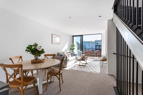 Photo of property in 3/17 Victoria Road, Mount Maunganui, 3116