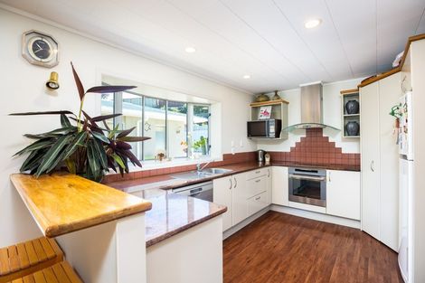 Photo of property in 172a Mangorei Road, Merrilands, New Plymouth, 4312