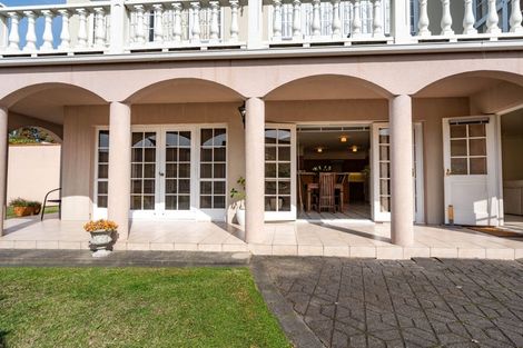 Photo of property in 145a Clarence Street, Hamilton Lake, Hamilton, 3204