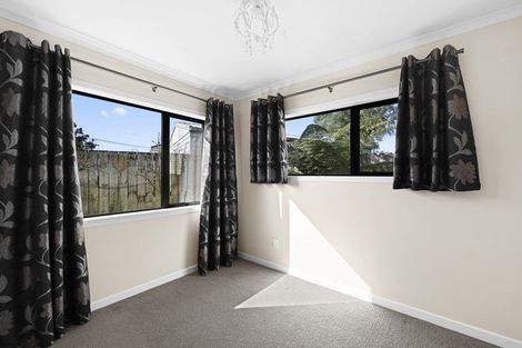 Photo of property in 12 Lydiard Place, Chartwell, Hamilton, 3210